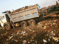 Rose of Tralee Maggie McEldowney arrives in Kolkata, India with The Hope Foundation
