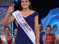 Just what the doctor ordered as Jennifer Byrne is first Offaly Rose to be crowned Rose of Tralee